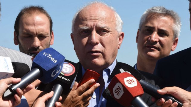 Lifschitz: “No habrá una nueva oferta salarial a los gremios” 