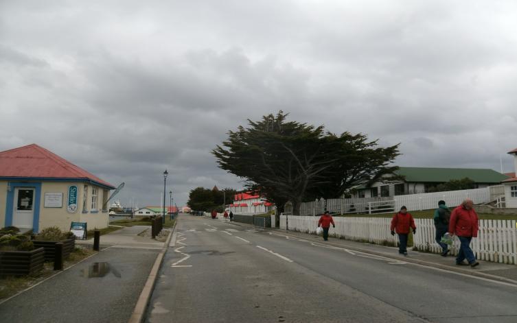 Población, migraciones e identidad de los habitantes de Malvinas
