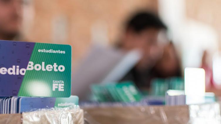 Extienden la vigencia del medio boleto estudiantil