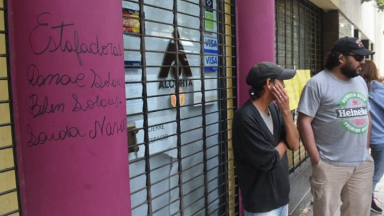 Cerró una panadería y dejó a los trabajadores en la calle