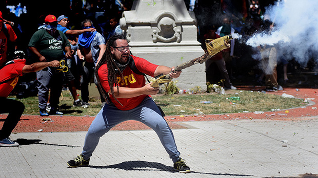 El gobierno ofrece $ 1 millón por el militante del mortero