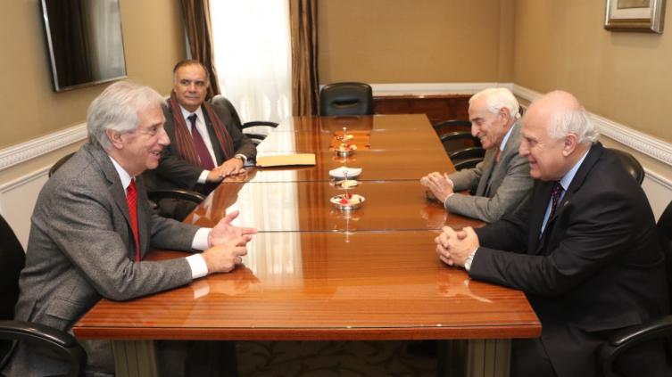 El gobernador de Santa Fe se reunió con Tabaré Vázquez