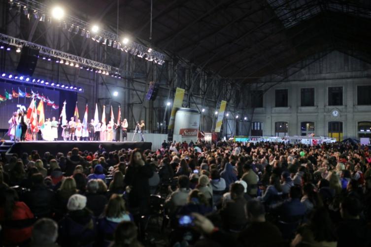 Santa Fe se llenó de gente durante el finde largo