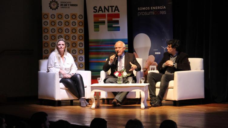 Gran convocatoria al curso de instalación de paneles solares