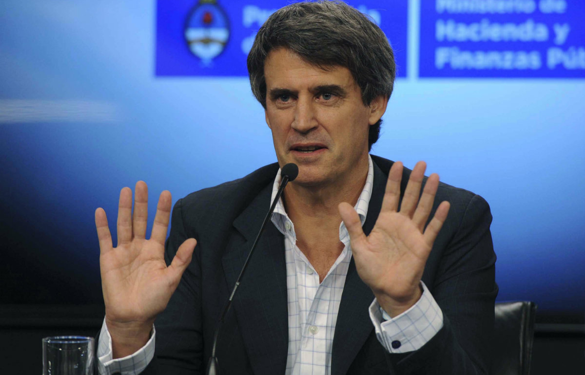 Prat Gay: “Bajar la inflación en dos meses solo es posible con la receta del ajuste