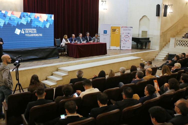 Santa Fe es sede del Encuentro Federal de Polos y Clusters TIC
